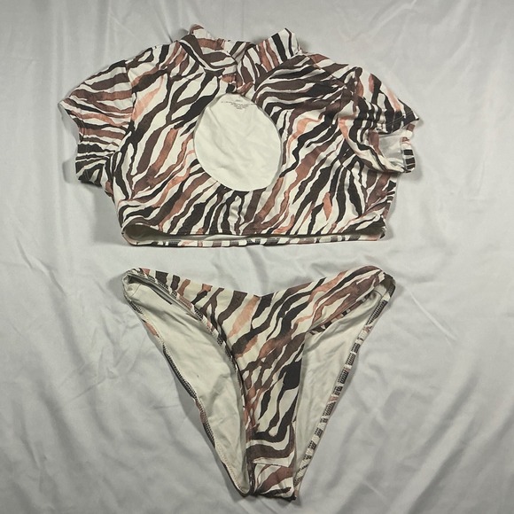 Frankies Bikinis Other - Frankies Bikinis Zebra Print 2 Piece Swimsuit Set Short Sleeve Crop Top Medium